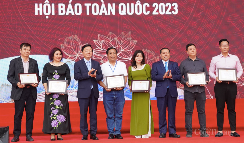 Bế mạc Hội báo toàn quốc năm 2023: Hội tụ văn hóa tinh thần đặc sắc của những người làm báo