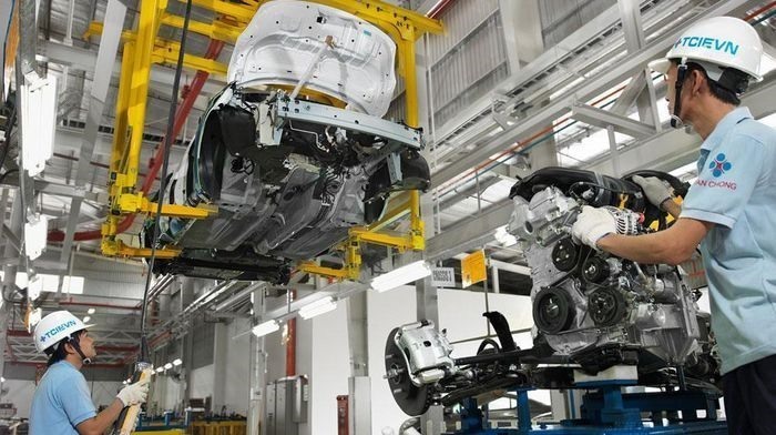 Xe lắp ráp tại một nhà máy sản xuất trong nước. Ảnh: Nguyễn Phong