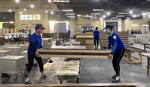Doanh nghiep ky vong lai vay trung dai han giam ve muc hap dan hon hinh anh 2