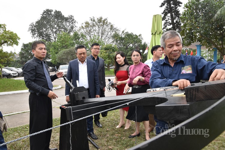 Khơi dậy nguồn lực văn hoá thủ đô và câu chuyện phục dựng nỏ thần