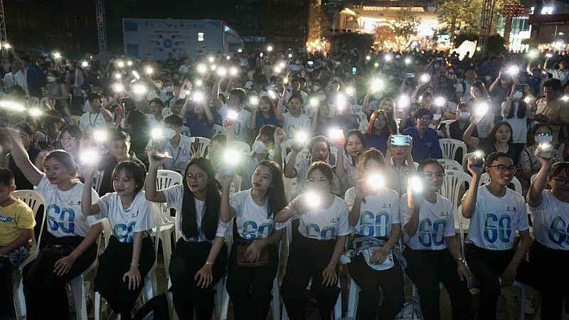 TP. Hồ Chí Minh: Hàng nghìn tình nguyện viên tham gia chiến dịch hưởng ứng Giờ Trái đất