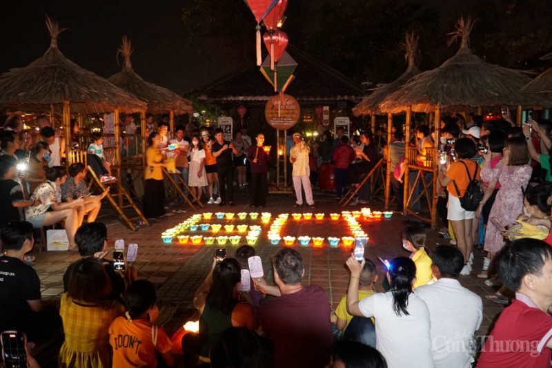 Phổ cổ Hội An huyền ảo trong Giờ Trái đất 2023 Phổ cổ Hội An huyền ảo trong Giờ Trái đất 2023