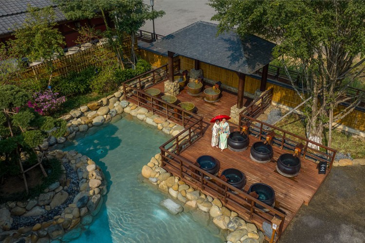 Onsen - tương lai mới của nghỉ dưỡng xa xỉ gắn với chăm sóc sức khỏe