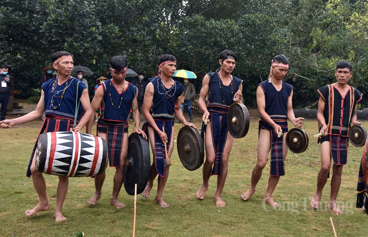 Văn hoá Cồng chiêng - niềm tự hào của dân tộc Ba Na