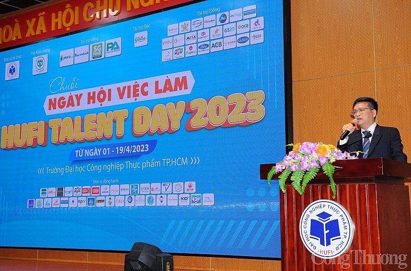 Ngày hội việc làm: Hơn 100 doanh nghiệp tuyển dụng 6.000 việc làm tại HUFI