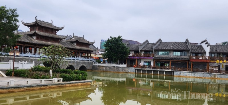 Nhiều du khách Việt Nam chọn Trung Quốc là điểm đến trong dịp lễ 30 tháng 4