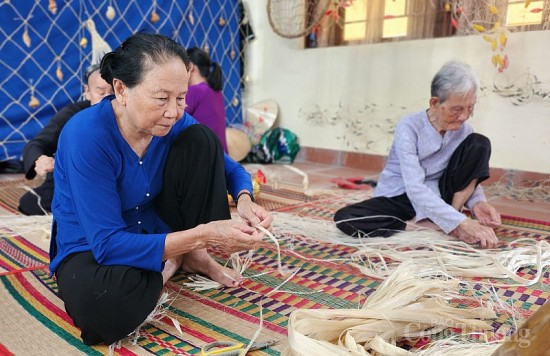 nang gia tri lang nghe truyen thong o xu dao cu lao cham