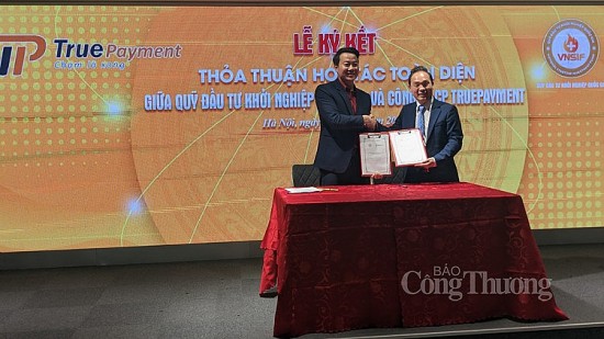 doanh nghiep viet phat trien giai phap thanh toan khong dung tien mat