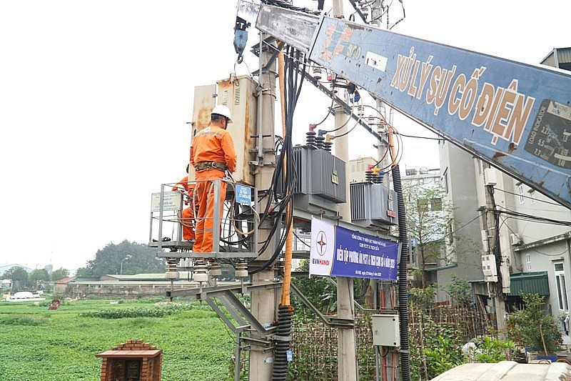 Điện lực Hà Nội: Lên phương án hạn chế thiệt hại mùa mưa bão