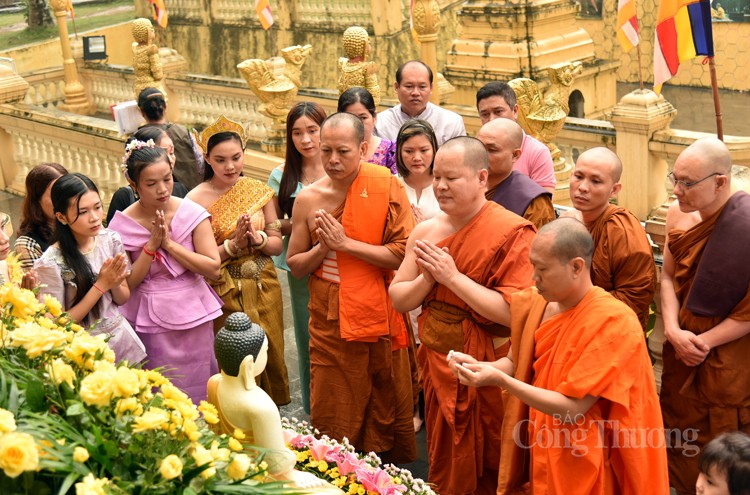 Khám phá Tết Chôl Chnăm Thmây của đồng bào Khmer tại Làng Văn hóa Khám phá Tết Chôl Chnăm Thmây của đồng bào Khmer tại Làng Văn hóa