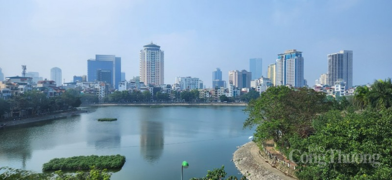 Hà Nội bước vào chuỗi ngày nắng nóng, nhiệt độ lên đến 34 độ
