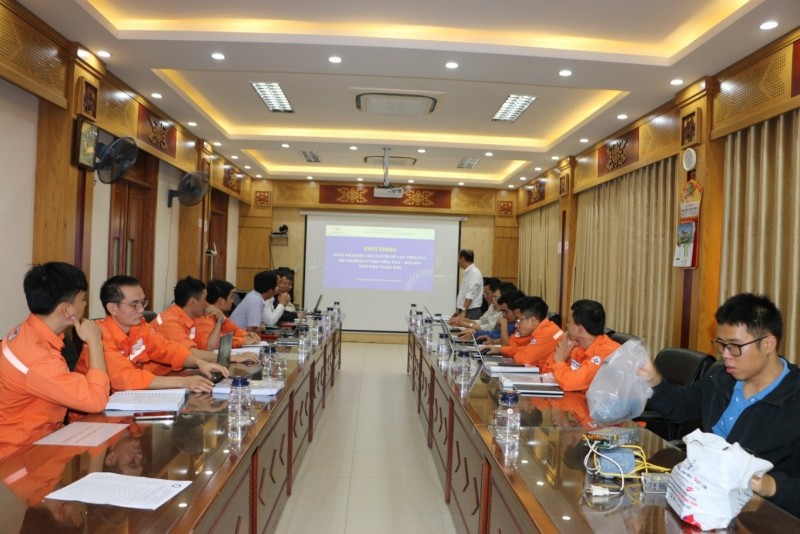 Quang cảnh lớp học Quang cảnh lớp học