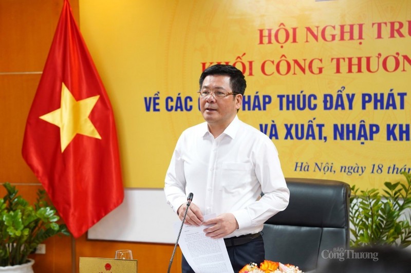 Bộ trưởng Bộ Công Thương Nguyễn Hồng Diên