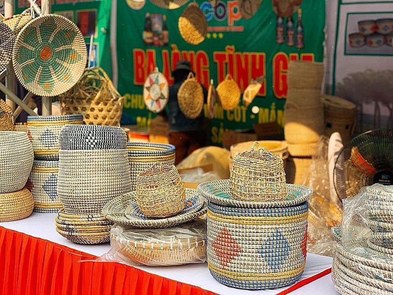Thanh Hóa: Trưng bày 36 gian hàng OCOP phục vụ du khách về với biển Sầm Sơn