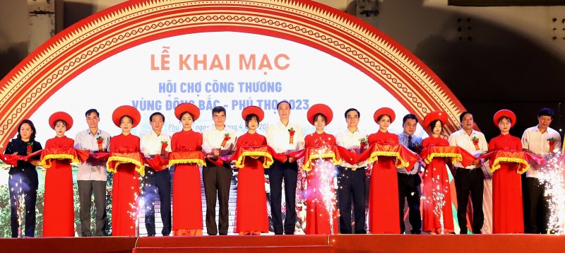 Hơn 250 gian hàng tiêu chuẩn tại Hội chợ Công Thương vùng Đông Bắc - Phú Thọ