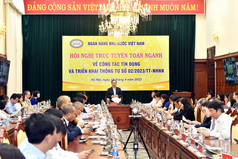 Lãi suất cho vay bình quân giữ ở mức cao: Lãnh đạo Ngân hàng Nhà nước chỉ đạo nóng