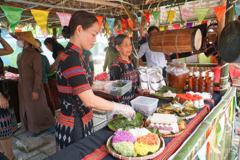 Múa Tung tung Da dá - Nét đẹp văn hóa đặc sắc của dân tộc Cơ tu Múa Tung tung Da dá - Nét đẹp văn hóa đặc sắc của dân tộc Cơ tu