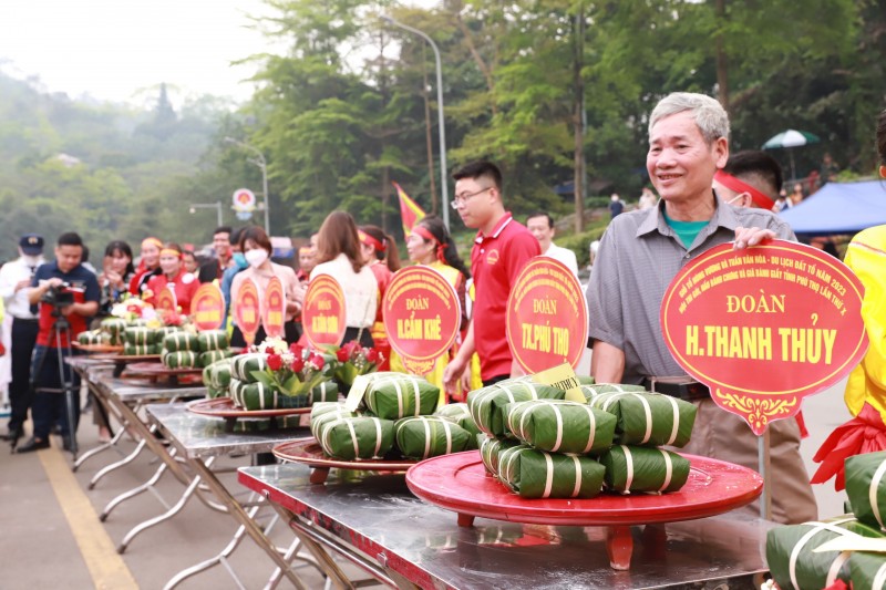 Tưng bừng Hội thi gói, nấu bánh chưng và giã bánh giầy tỉnh Phú Thọ lần thứ X