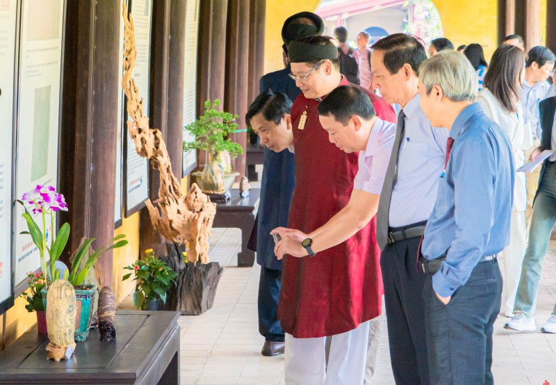 Thừa Thiên Huế: Gần 1.000 tác phẩm “Kỳ hoa dị thảo” ba miền hội tụ Thừa Thiên Huế: Ngắm gần 1.000 tác phẩm “Kỳ hoa dị thảo” ba miền hội tụ