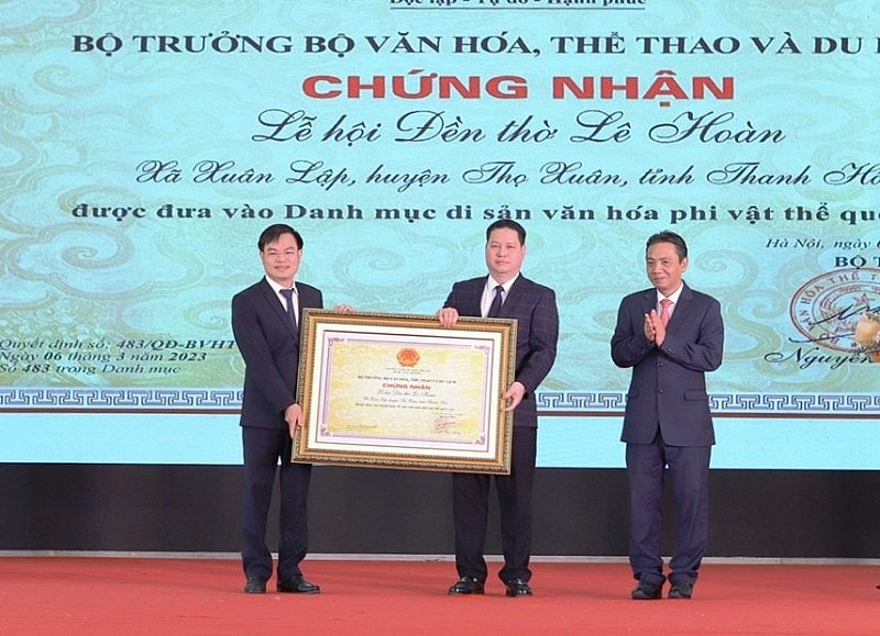 Thanh Hóa: Đón nhận Di sản văn hóa phi vật thể quốc gia Lễ hội đền thờ Lê Hoàn