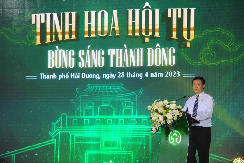 Hải Dương: Phố đi bộ - chợ đêm Bạch Đằng tập nập ngày đầu khai trương