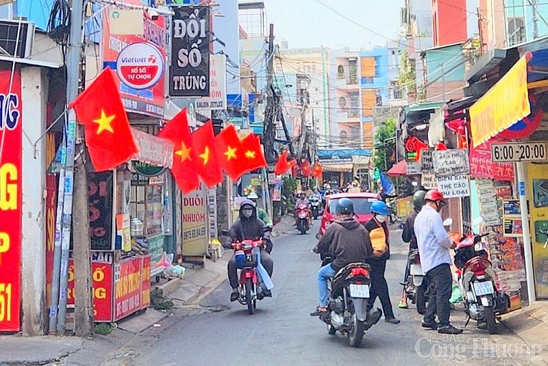 TP. Hồ Chí Minh rực rỡ cờ hoa chào mừng 48 năm ngày Giải phóng miền Nam