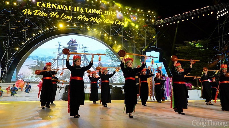 Rapper Đen Vâu khuấy động Carnaval Hạ Long 2023