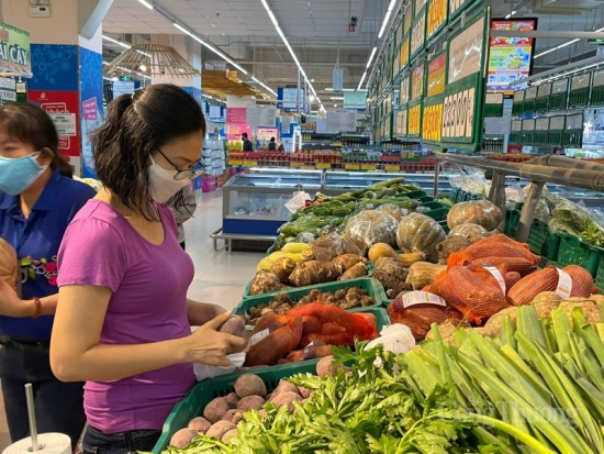 chinh phu de nghi quoc hoi xem xet giam thue vat xuong 8