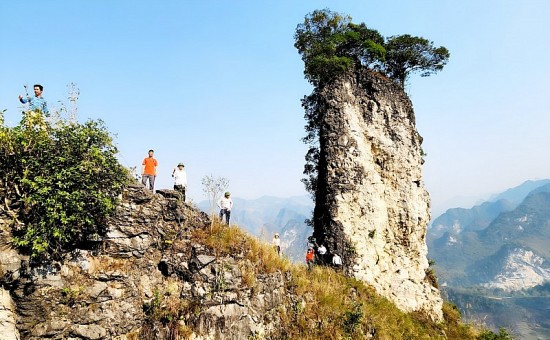 Du lịch tạo sức bật cho nền kinh tế hàng hóa ở vùng cao Yên Minh (Hà Giang)