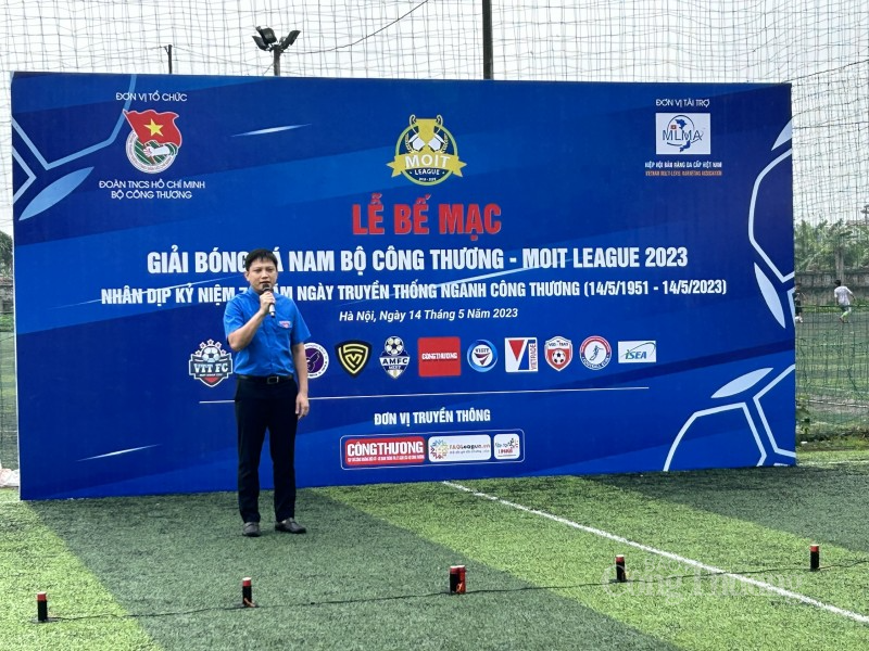 đồng chí Nguyễn Khắc Huy – Uỷ viên Ban thường vụ đoàn khối cơ quan trung ương, Bí thư Đoàn Bộ Công Thương đồng chí Nguyễn Khắc Huy – Uỷ viên Ban thường vụ đoàn khối cơ quan trung ương, Bí thư Đoàn Bộ Công Thương