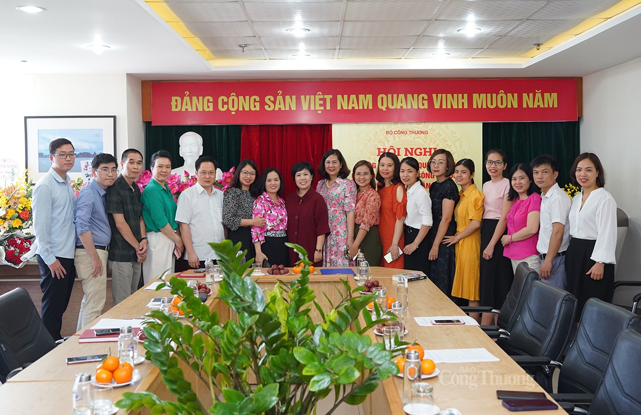 Đồng chí Trương Thu Hiền được điều động giữ chức Giám đốc Nhà xuất bản Công Thương