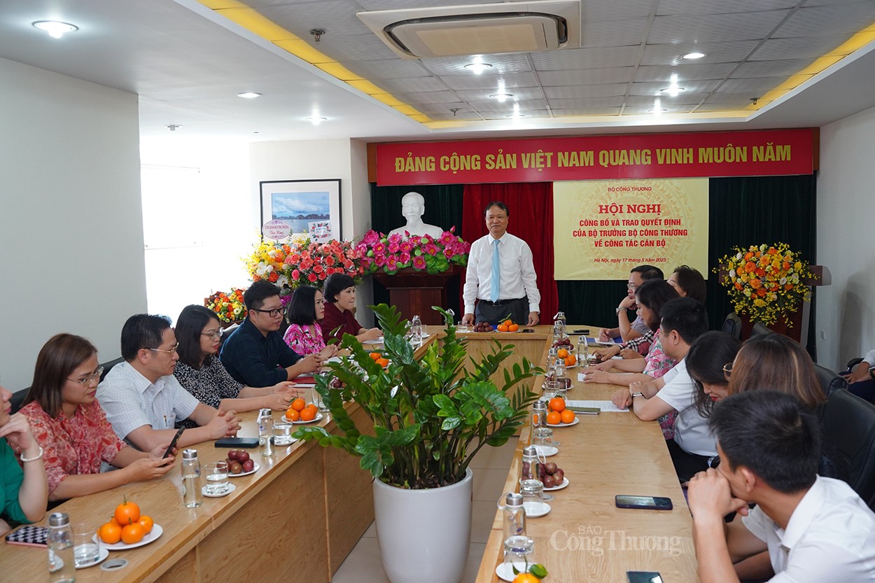 Đồng chí Trương Thu Hiền được điều động giữ chức Giám đốc Nhà xuất bản Công Thương