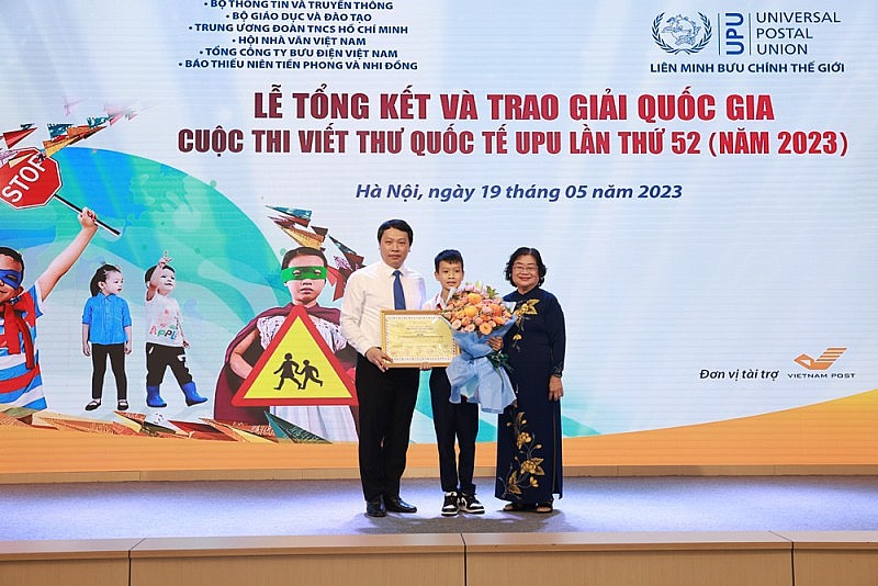 Trao giải Cuộc thi viết thư quốc tế UPU lần thứ 52 năm 2023