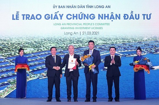 Long An bác thông tin tìm chủ đầu tư mới cho hai dự án nhà máy điện