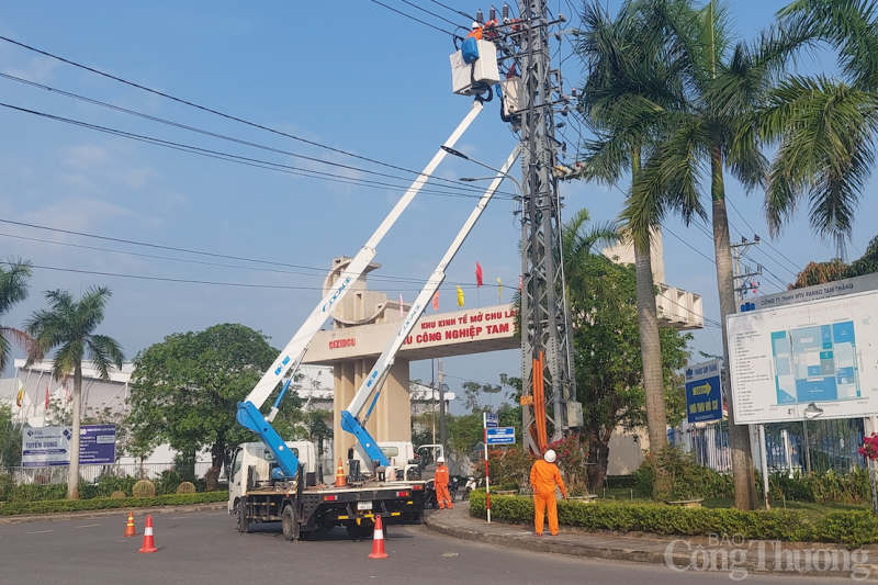 Bài 1: Nhu cầu sử dụng điện tăng cao, nguy cơ thiếu điện hiện hữu