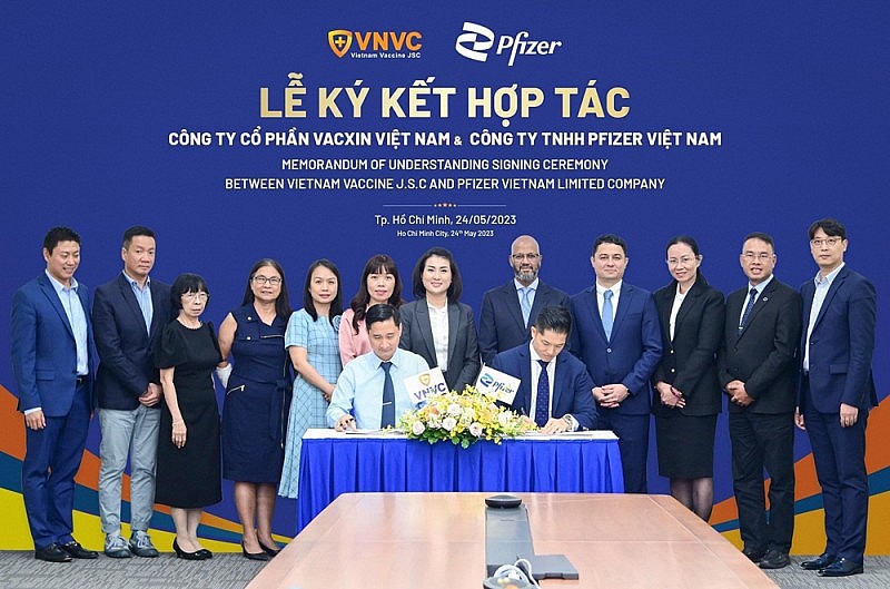 Pfizer Việt Nam ký kết Biên bản ghi nhớ với Công ty CP Vacxin Việt Nam