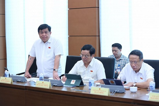 nhieu doanh nghiep keu thuc hien cac thu tuc hanh chinh rat cham