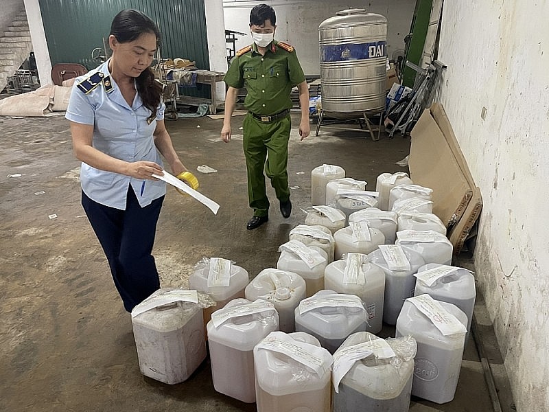 Quản lý thị trường Hà Nội: Xử lý 175 vụ vi phạm trong “Tháng hành động vì an toàn thực phẩm