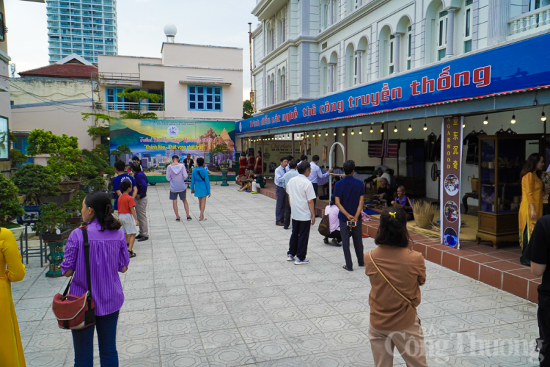 Triển lãm văn hoá các dân tộc thiểu số Nam Trung bộ và Tây Nguyên