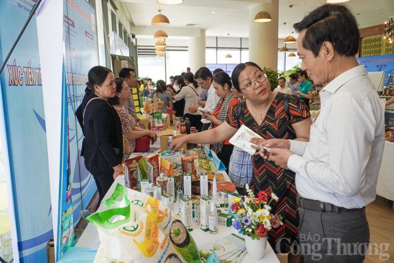 Đa dạng các sản phẩm vùng Nam Trung bộ