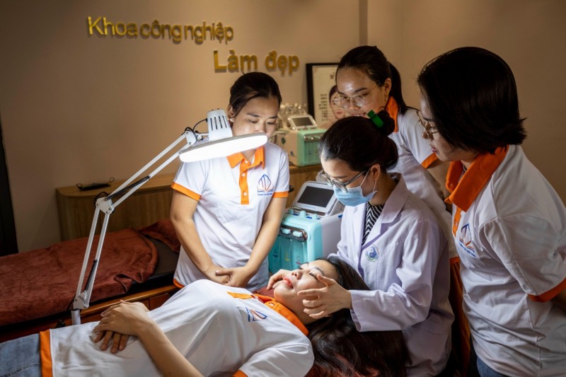 chăm sóc sắc đẹp