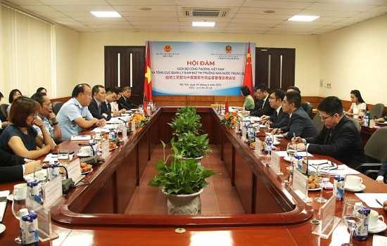 hoi dam giua bo cong thuong viet nam va tong cuc quan ly giam sat thi truong nha nuoc trung quoc