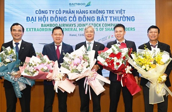 toan bo hdqt va ban kiem soat bamboo airways xin tu nhiem