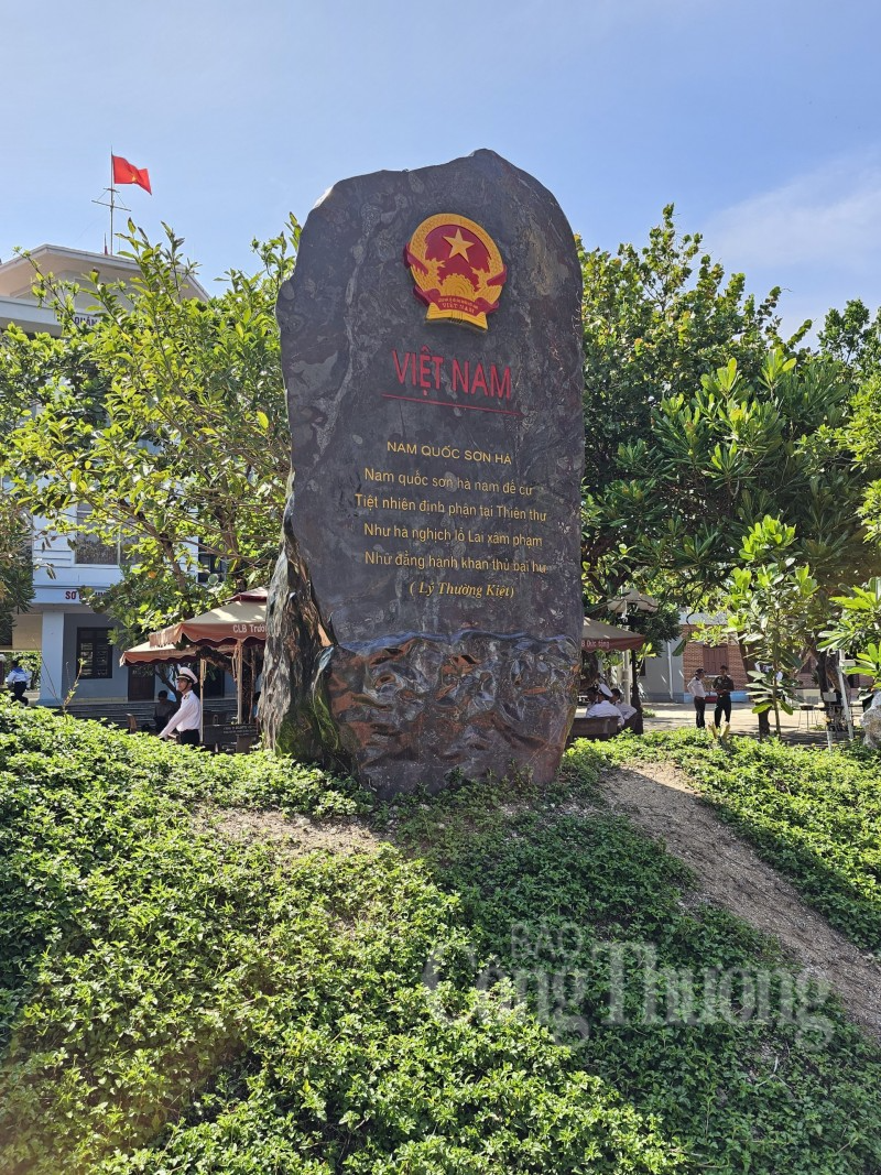 Tháng 6 ở Trường Sa Tháng 6 ở Trường Sa