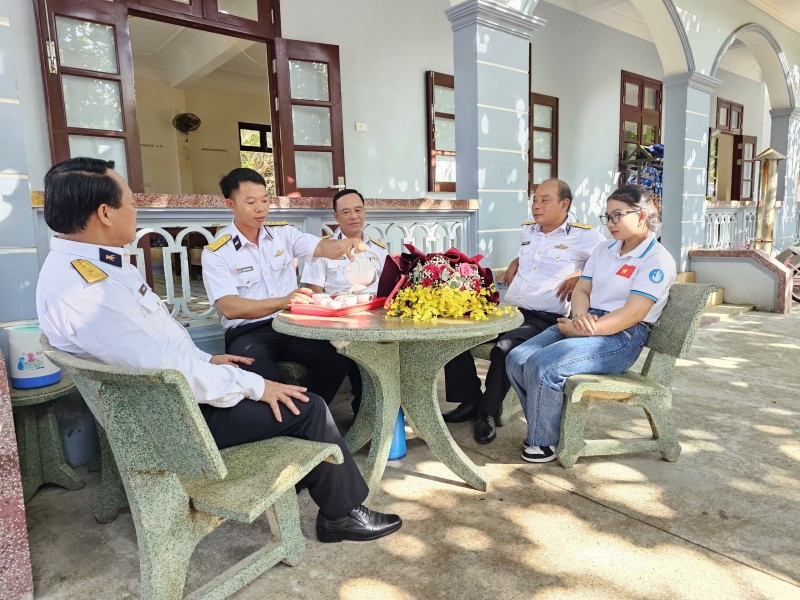 Tháng 6 ở Trường Sa Tháng 6 ở Trường Sa