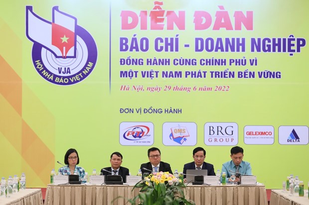 Go rao can giua doanh nghiep va bao chi trong thoi ky bung no tin gia hinh anh 2