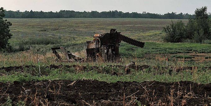 Ukraine đã tổ chức nhiều đợt phản công mạnh mẽ trong ngày 24 và 25/6, lợi dụng tình hình hỗn loạn ở Nga, nhưng vẫn không thể xuyên thủng tuyến phòng thủ của Nga.