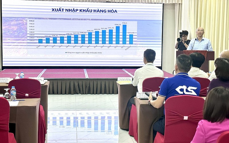 Giá bán tôm của Việt Nam cao hơn các nước do dịch vụ logistics yếu!