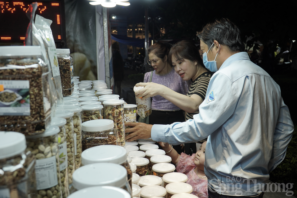 Khánh Hòa: 80 gian hàng trưng bày đặc sản các vùng miền