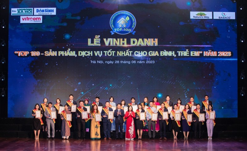 Nature's Way tiếp tục được vinh danh trong Top 100 Sản phẩm tốt nhất cho gia đình, trẻ em năm 2023
